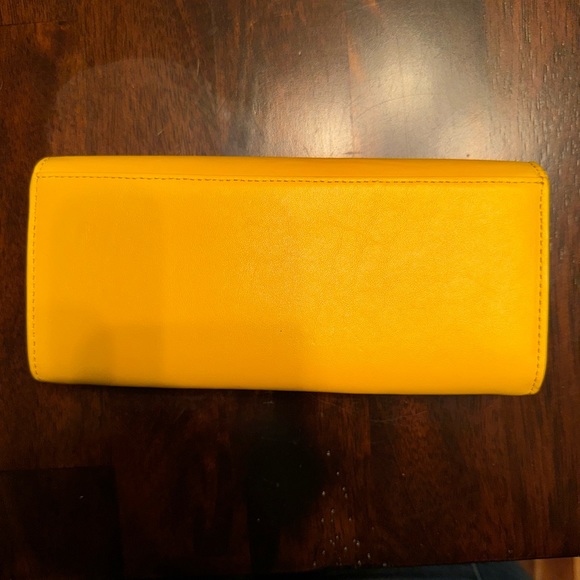 Coach mustard yellow wallet - Picture 11 of 14